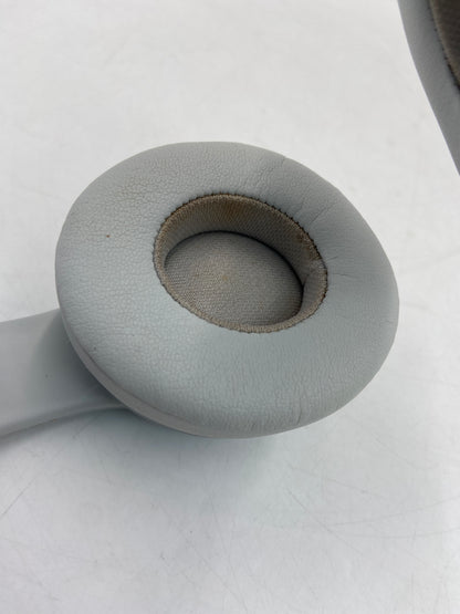 Beats Solo3 Wireless On-Ear Bluetooth Headphones White