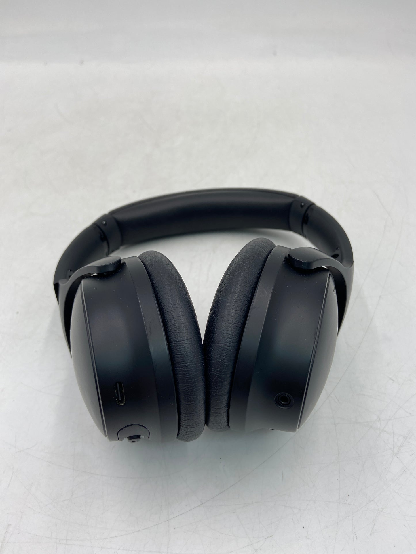 Bose QuietComfort Over-Ear Wireless Bluetooth Headphones Black 437310
