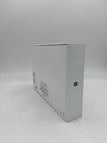 2020 Apple MacBook Air 13" M1 3.2GHz 8GB RAM 128GB SSD Silver A2337