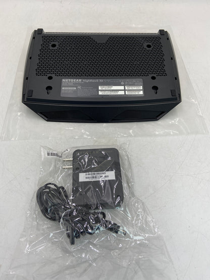 NETGEAR Nighthawk X6 AC3200 Tri-Band Smart Wi-Fi Router R8000
