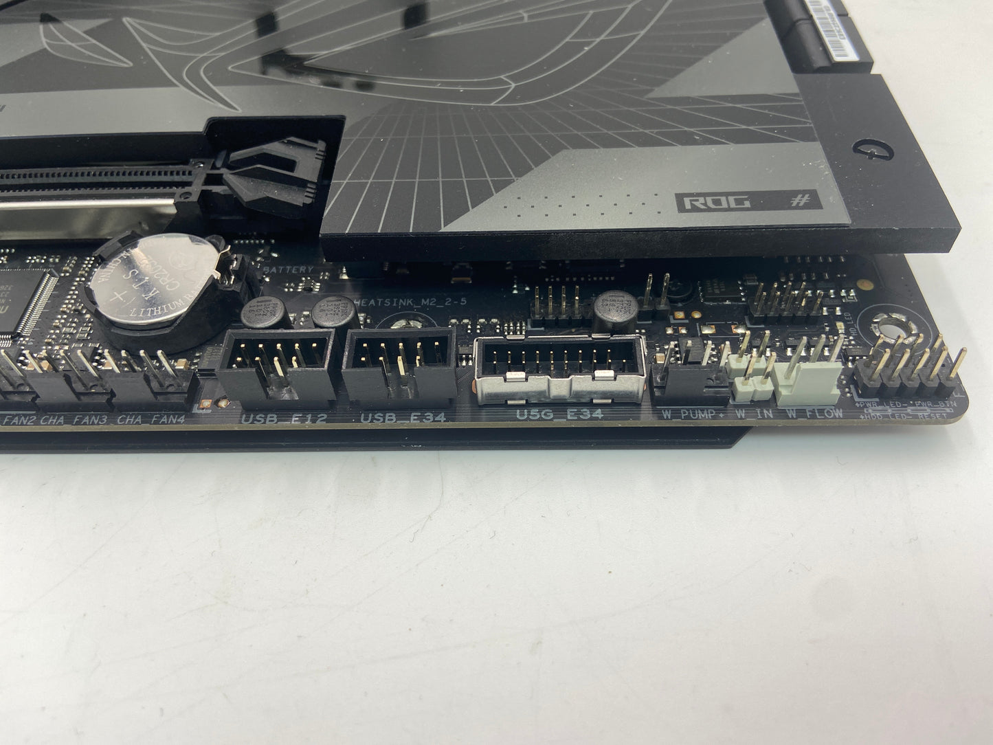 Broken ASUS ROG MAXIMUS Z790 DARK HERO Motherboard 90MB1F90-M0AAY0