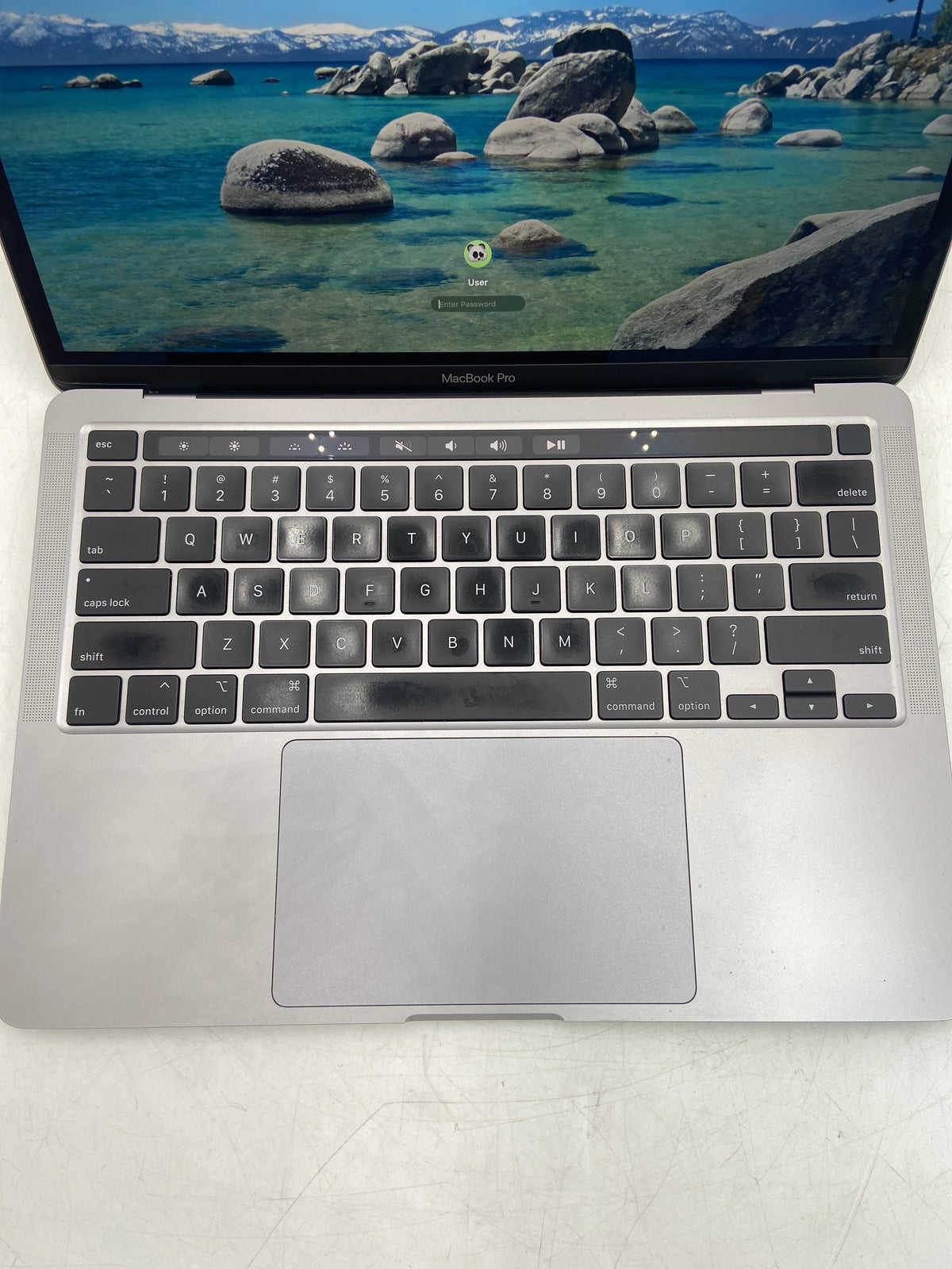 BROKEN 2020 Apple MacBook Pro 13.3" i7 16GB RAM 500GB Cracked Screen