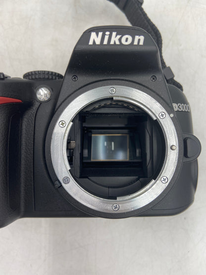 Nikon D3000 10.2MP Digital SLR DSLR Camera