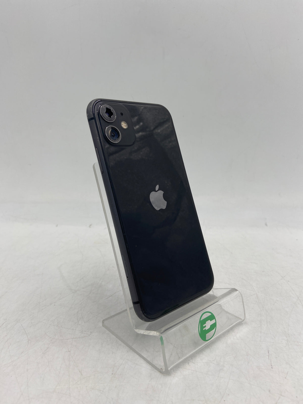 Broken Unlocked Apple iPhone 11 64GB Black Cracked Screen