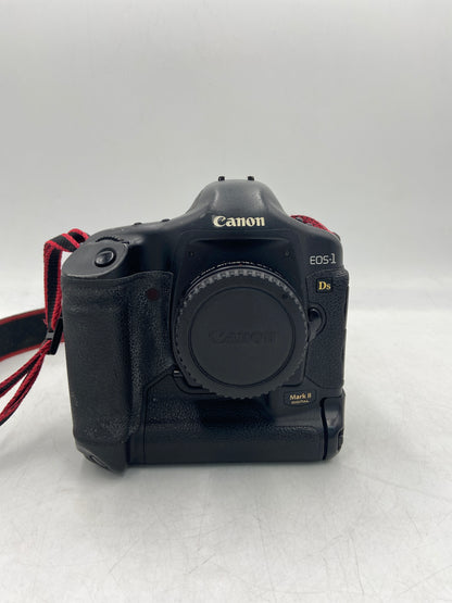 Canon EOS 1 DS Mark II 16.7MP Digital SLR DSLR Camera DS126081