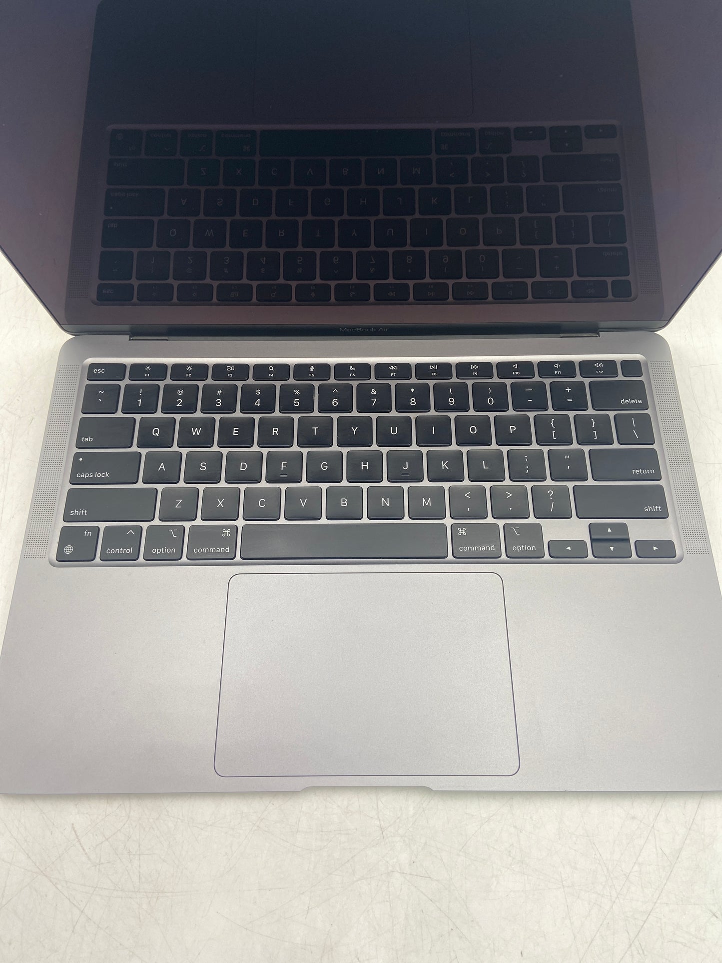 2020 Apple MacBook Air 13.3" M1 7C GPU 3.2GHz 8GB RAM 256GB SSD A2337