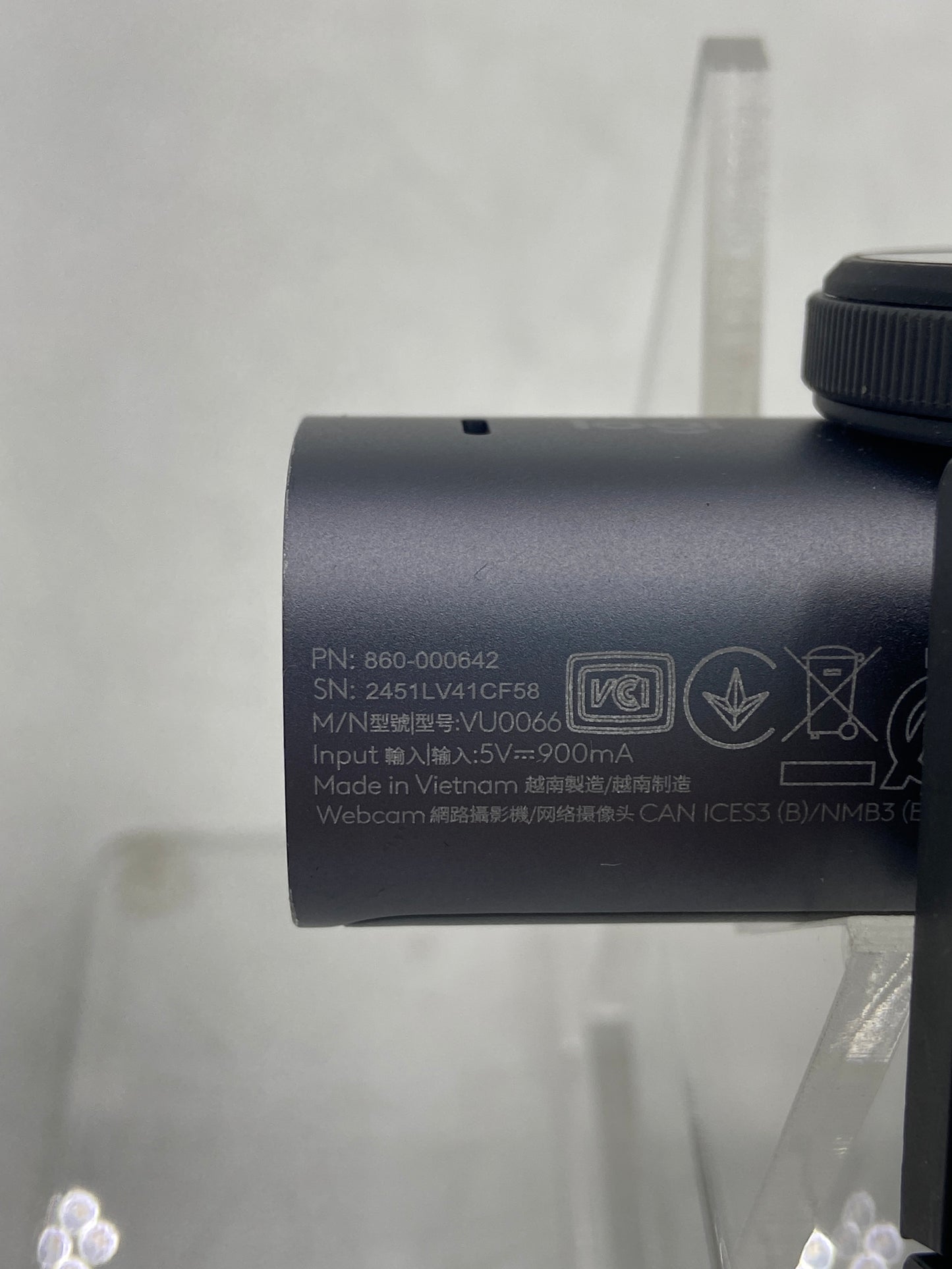 Logitech MX Brio Ultra Wide 4K 8.5MP Sensor Webcam VU0066 Gray No Wire