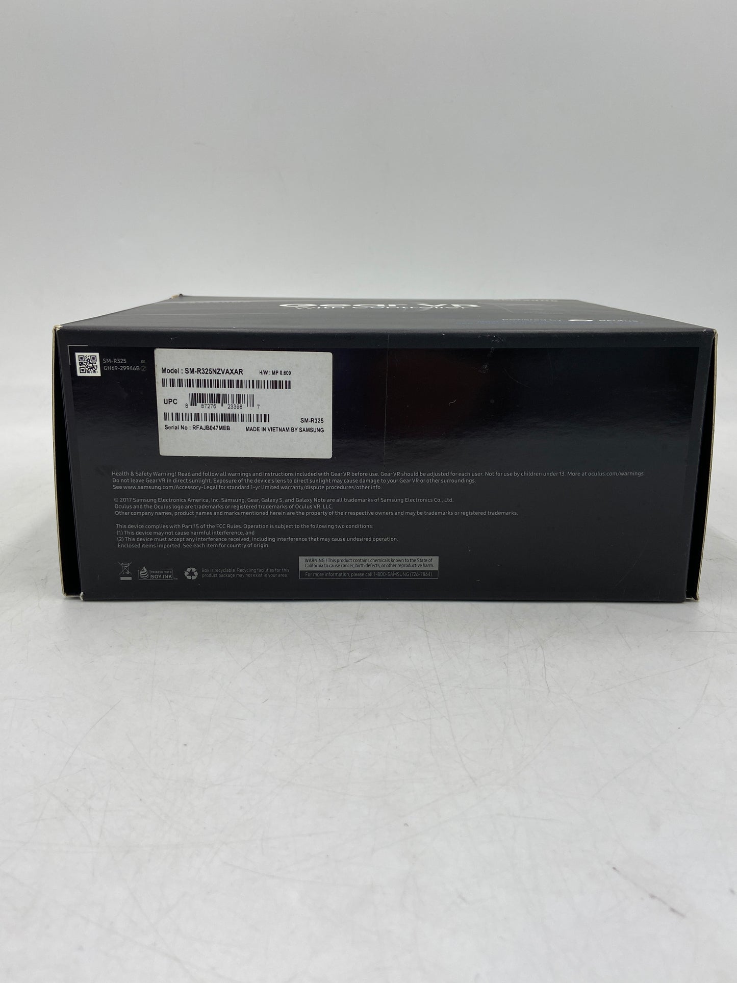 New Open Box Samsung Gear VR with Controller VR Headset SM-R325NZVAXAR