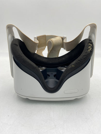 Oculus Meta Quest 2 Standalone All-in-One VR Headset KW49CM