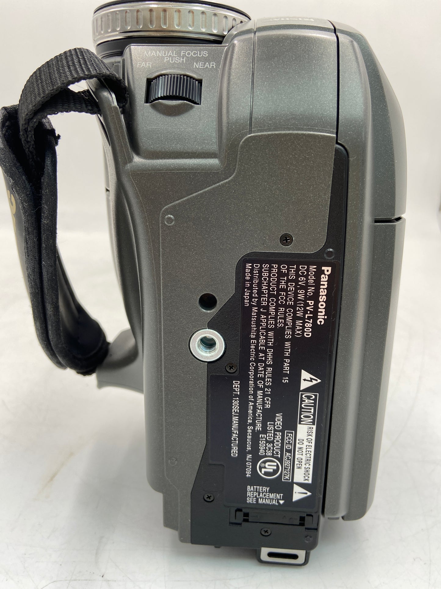 Panasonic Palmsight Hi-Definition Zoom Video Recorder with Shotoshot PV-L780D