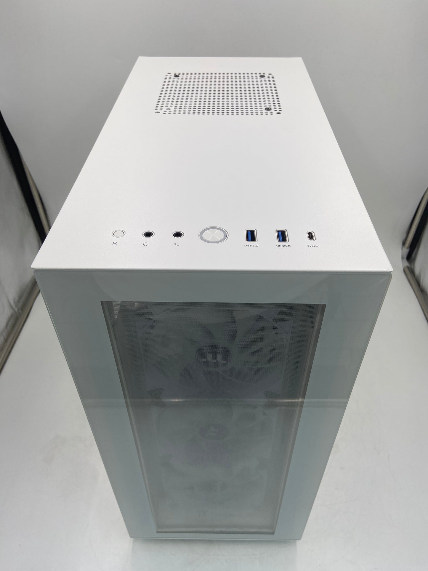 Thermaltake 2023 LCGS Avalanche i477T AIO Liquid Cooled CPU White Gaming Desktop Core i7-13700F 3.90GHz 32GB RAM 2TB NVMe MSI GeForce RTX 4070 Ti