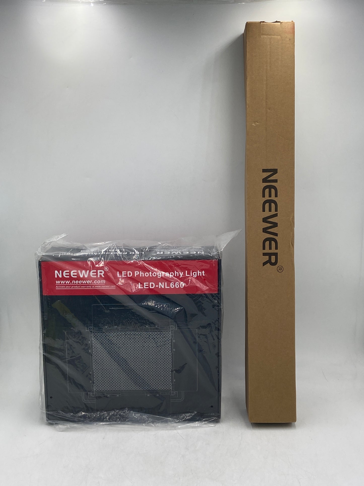 New Neewer BI-Color 660 Black/Gold LED Light with Barndoor 40W 3300 Lux/1m LED Photography Light LED-NL660
