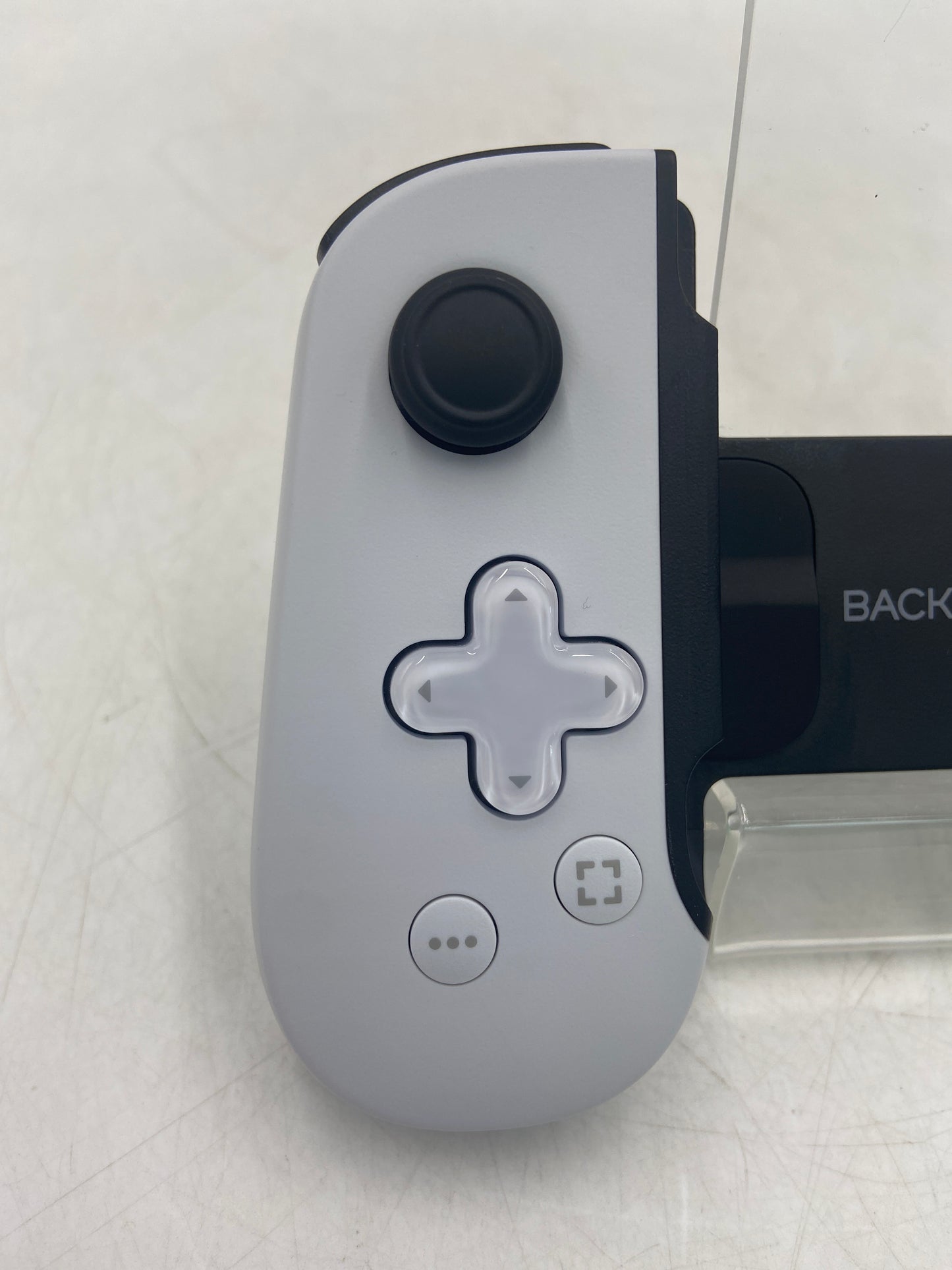 Backbone One Playstation Edition Lighting Mobile Gaming Controller BB-02-W-S
