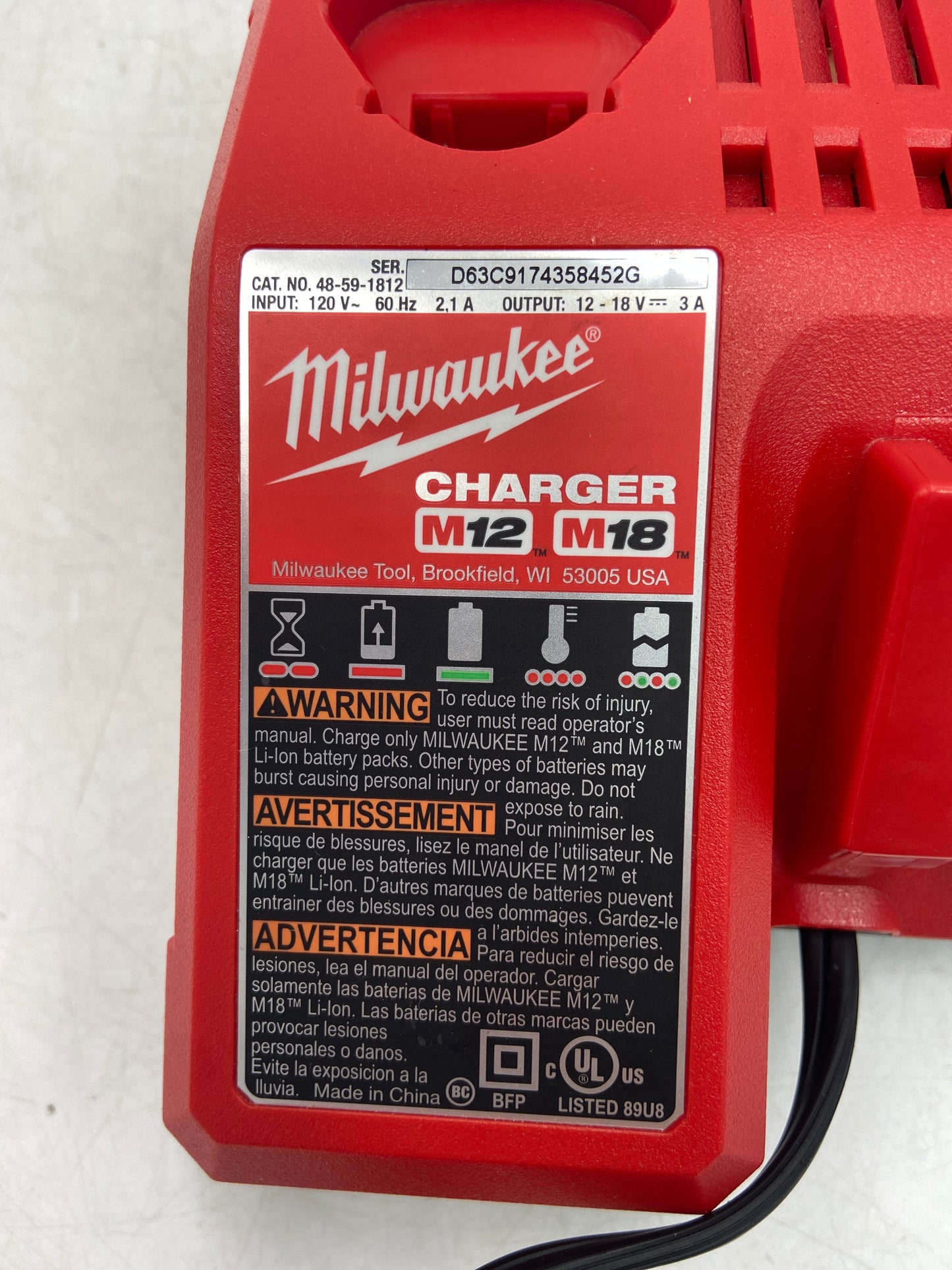 Milwaukee 48-59-1812 M12, M18 Battery Charger