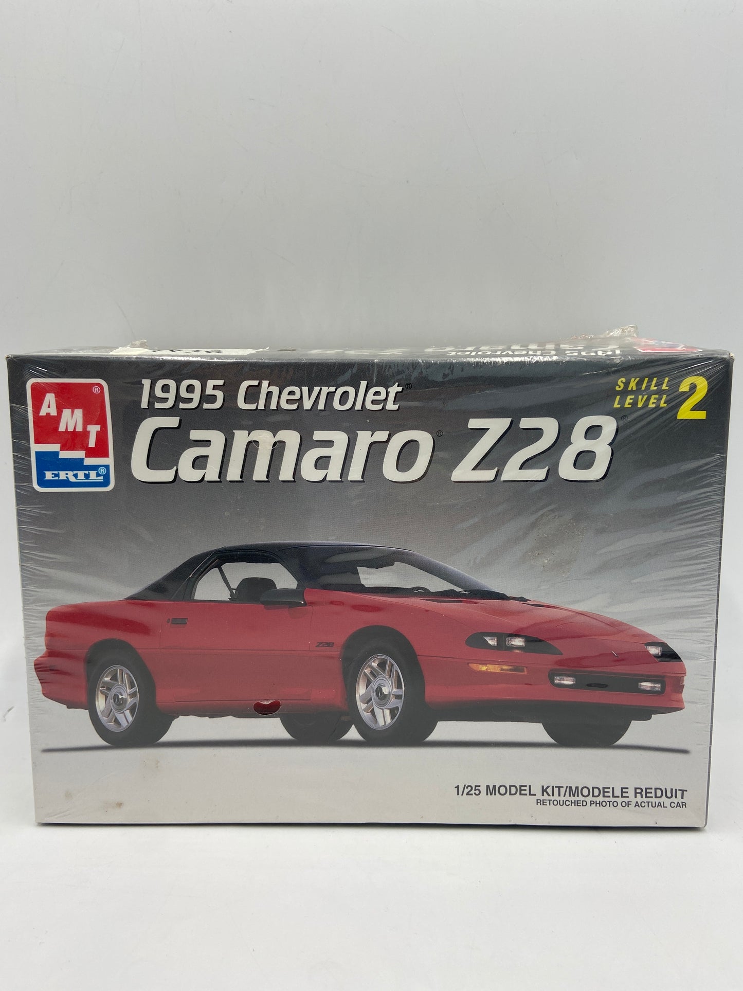 New AMT ERTL 1995 CHEVROLET CAMARO Z28 1:25 SCALE MODEL KIT