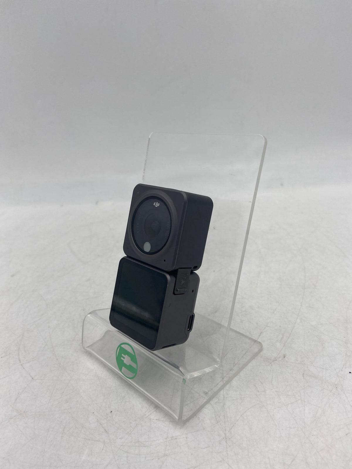 DJI Action 2 Bundle with DJI Front Module Action Camera NC211