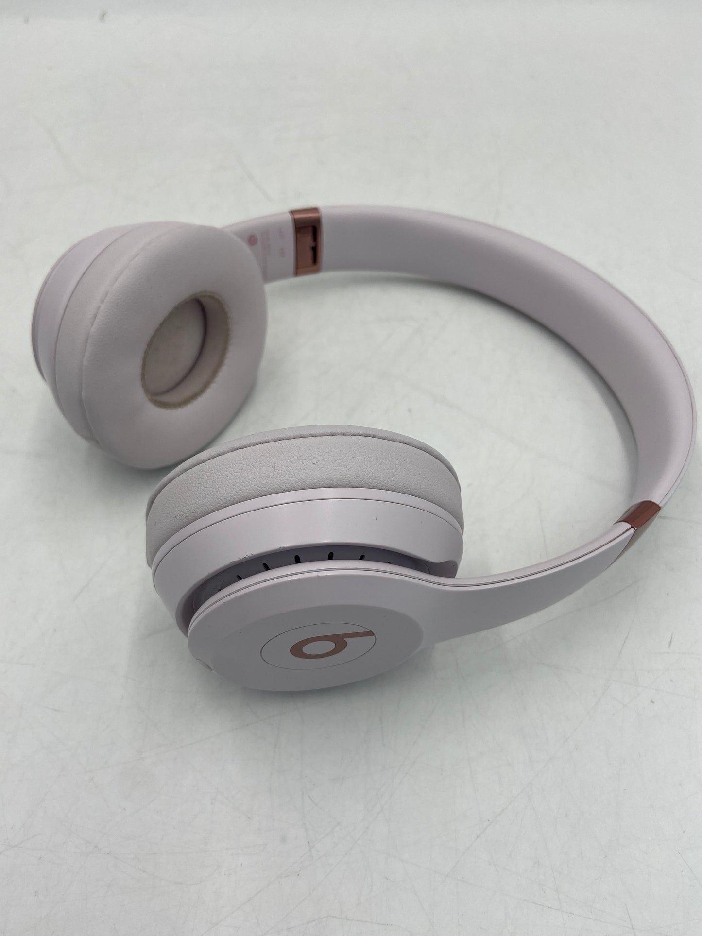 Beats Solo4 Wireless On-Ear Bluetooth Headphones Rose Gold A3140