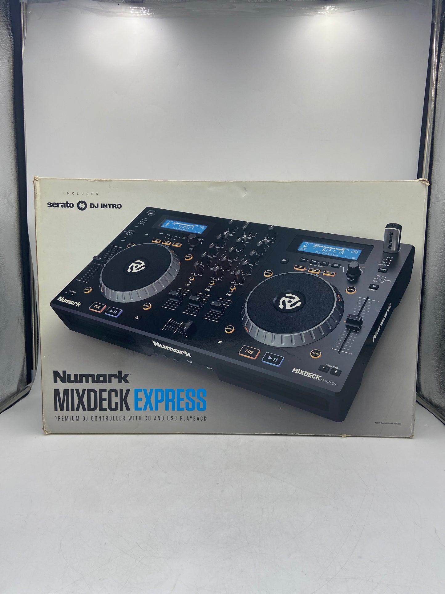 Numark Mixdeck Express Premium DJ Controller