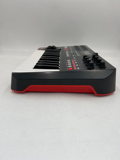 Akai Professional MPK225 Keyboard Controller