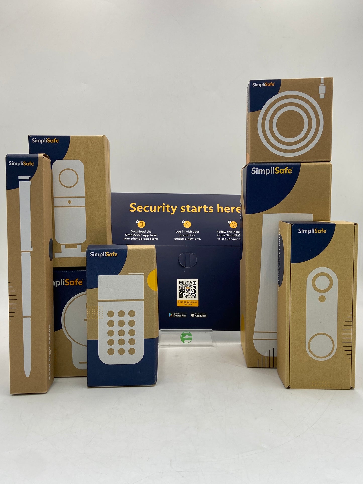 New SimpliSafe 8-Piece Camera Set Up Bundle Wireless Home Security Kit