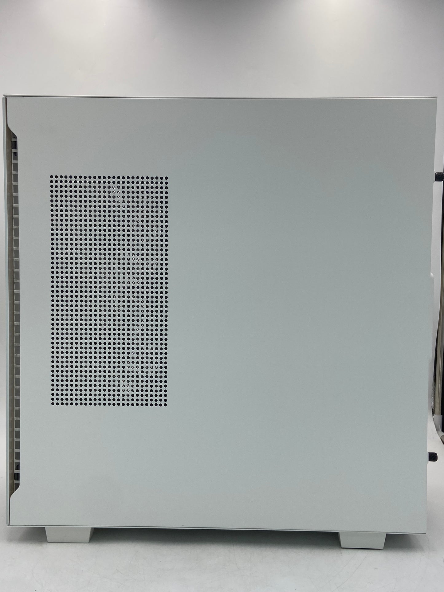 Thermaltake 2023 LCGS Avalanche i477T AIO Liquid Cooled CPU White Gaming Desktop Core i7-13700F 3.90GHz 32GB RAM 2TB NVMe MSI GeForce RTX 4070 Ti