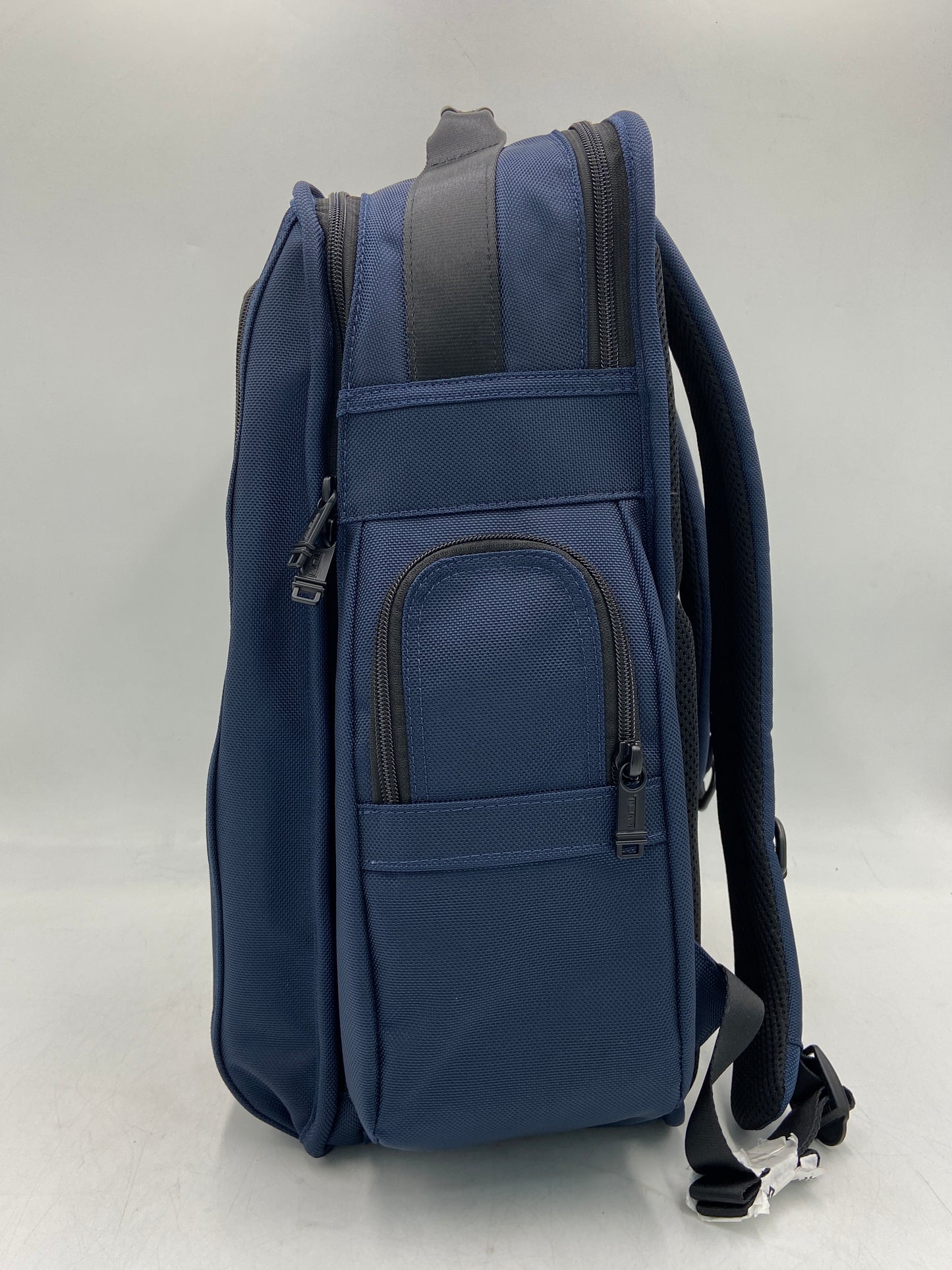 New Tumi 17" Backpack Ballistic Nylon & Leather Navy Backpack 146826-1596