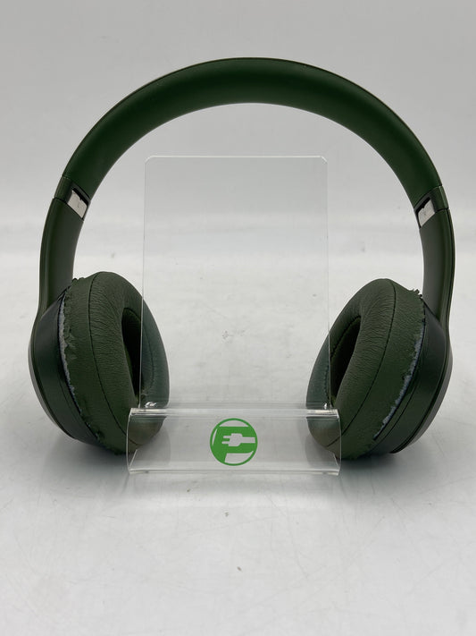 Beats Solo HD Wireless Over-Ear Bluetooth Headphones Hunter Green