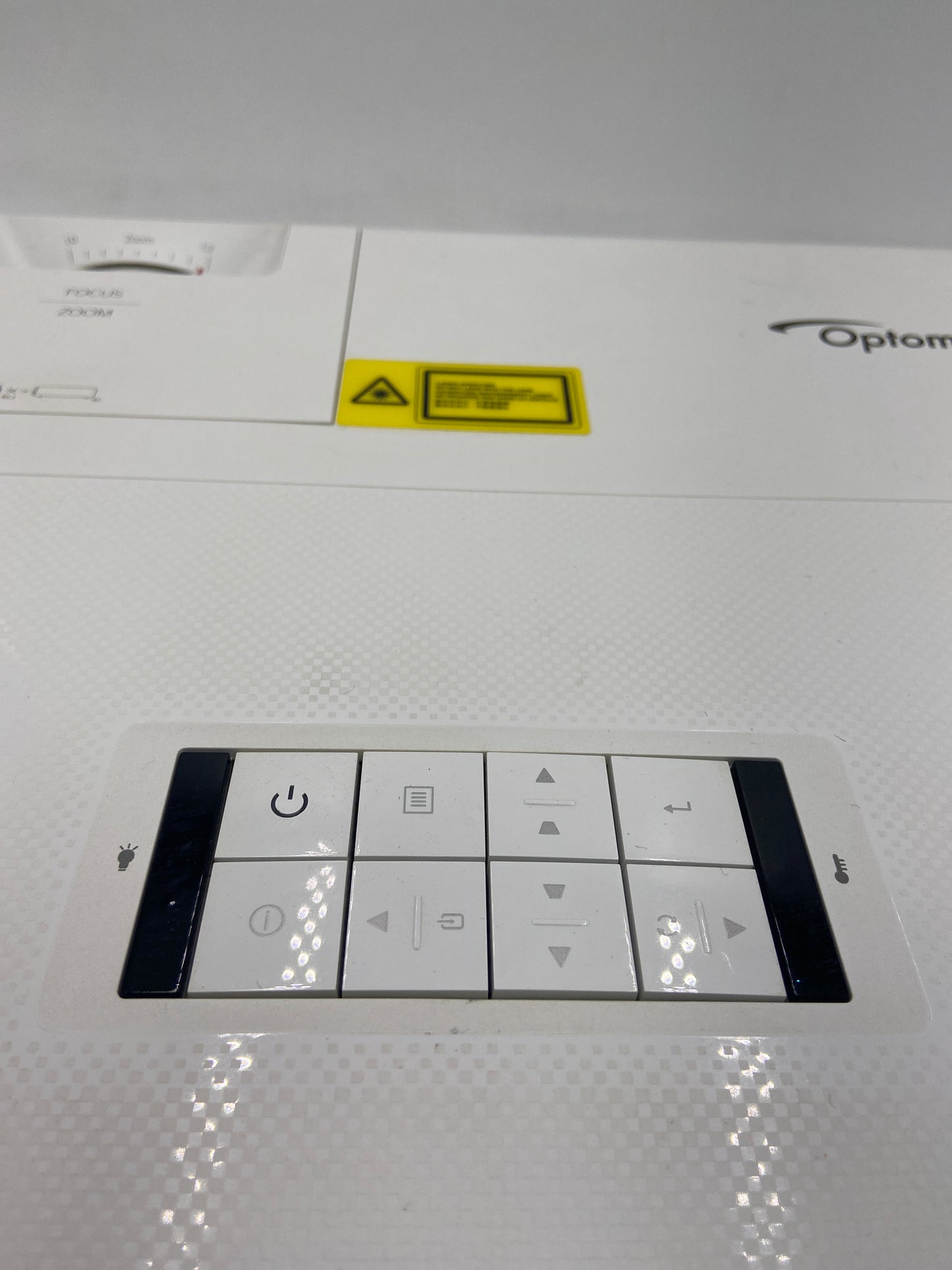 Optoma HZ39HDR Full HD DLP Home Theater & Gaming Projector DAZHSUZ White