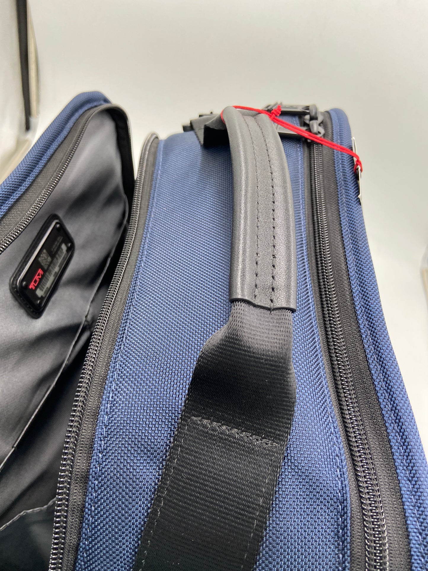 New Tumi 17" Backpack Ballistic Nylon & Leather Navy Backpack 146826-1596