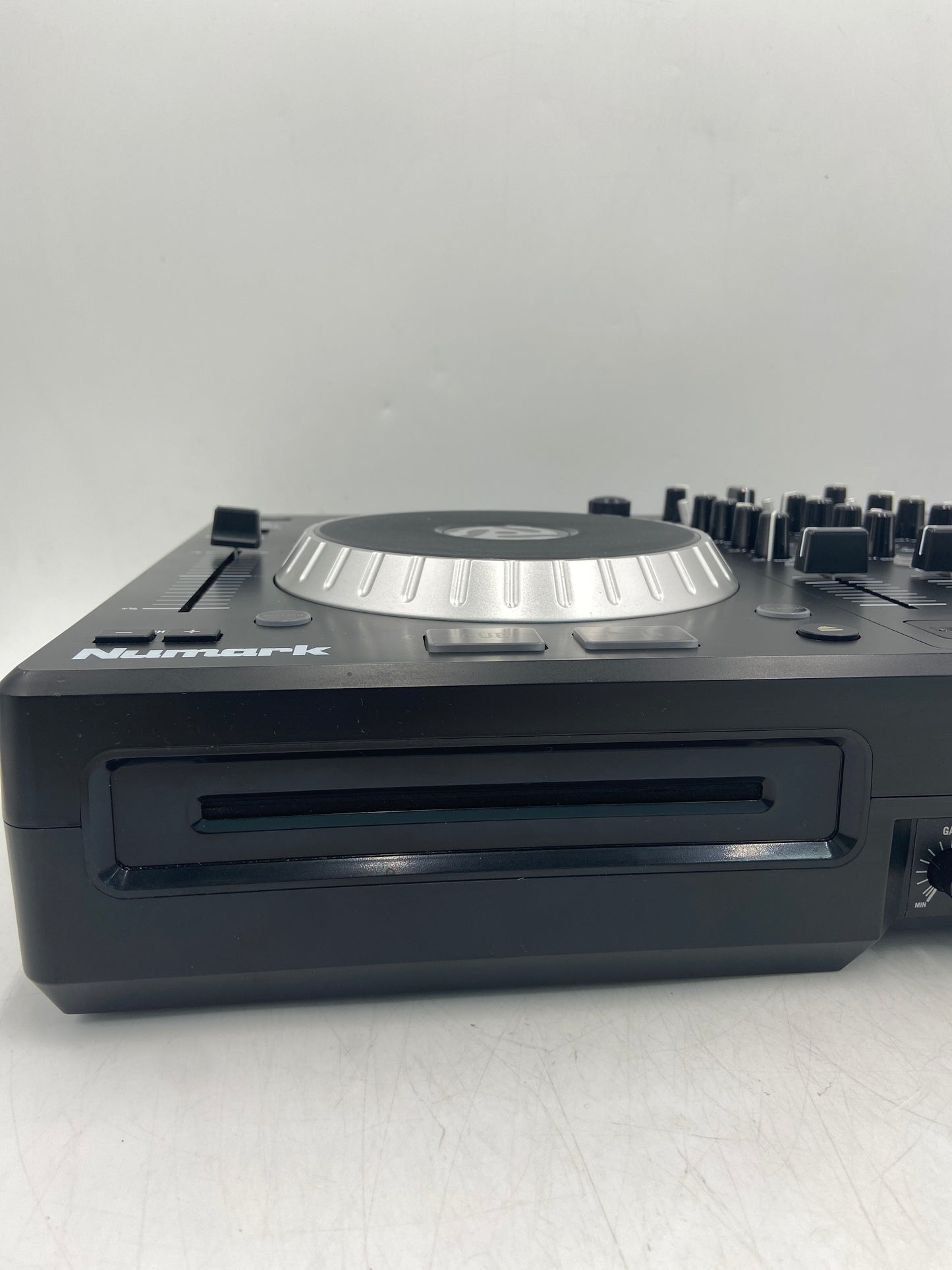 Numark Mixdeck Express Premium DJ Controller