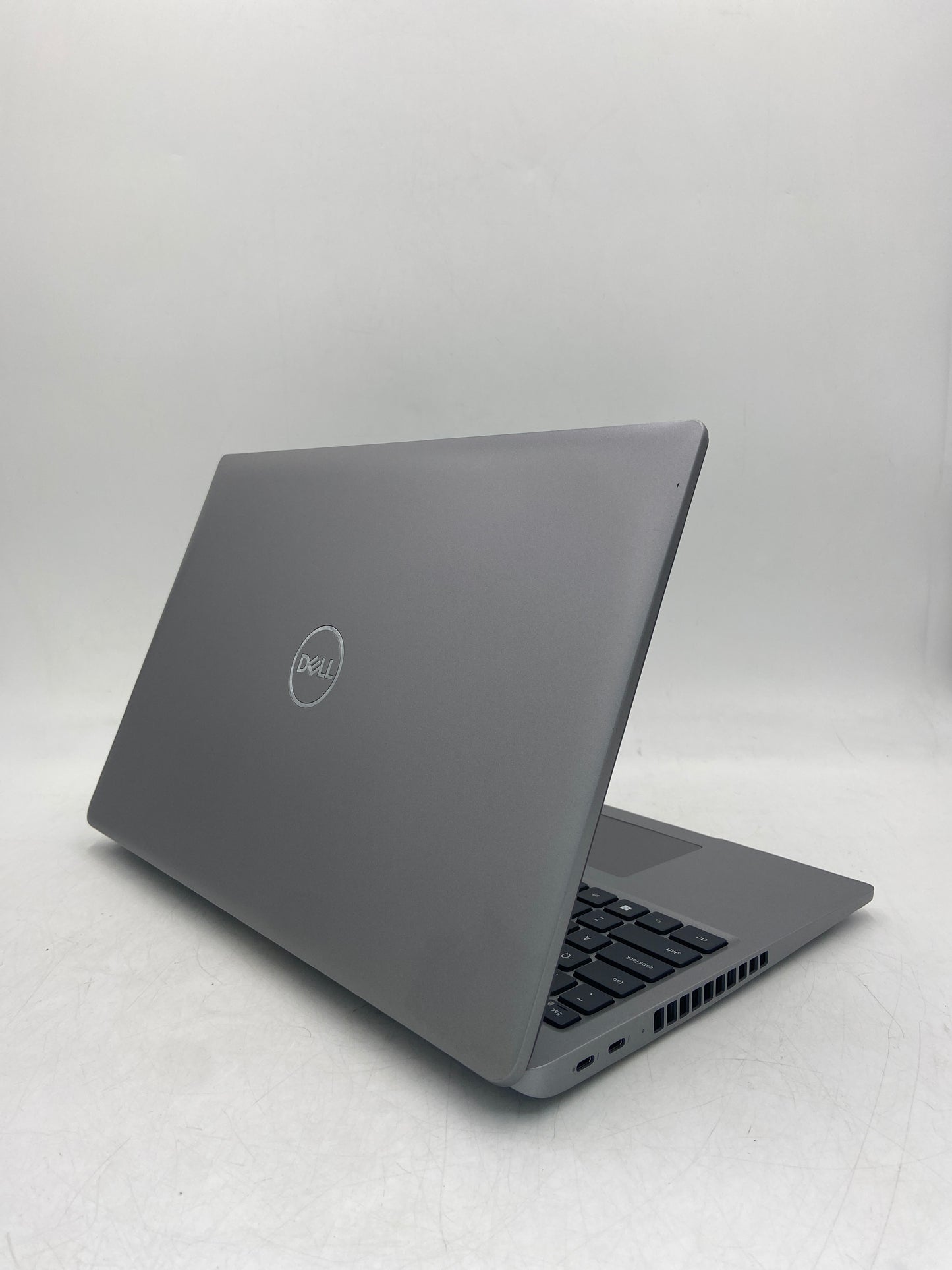 Dell Latitude 5550 15.6" Intel Core Ultra 5 1920 x 1080 Windows 11 Pro 512GB SSD Grey 2024 Laptop P127F003