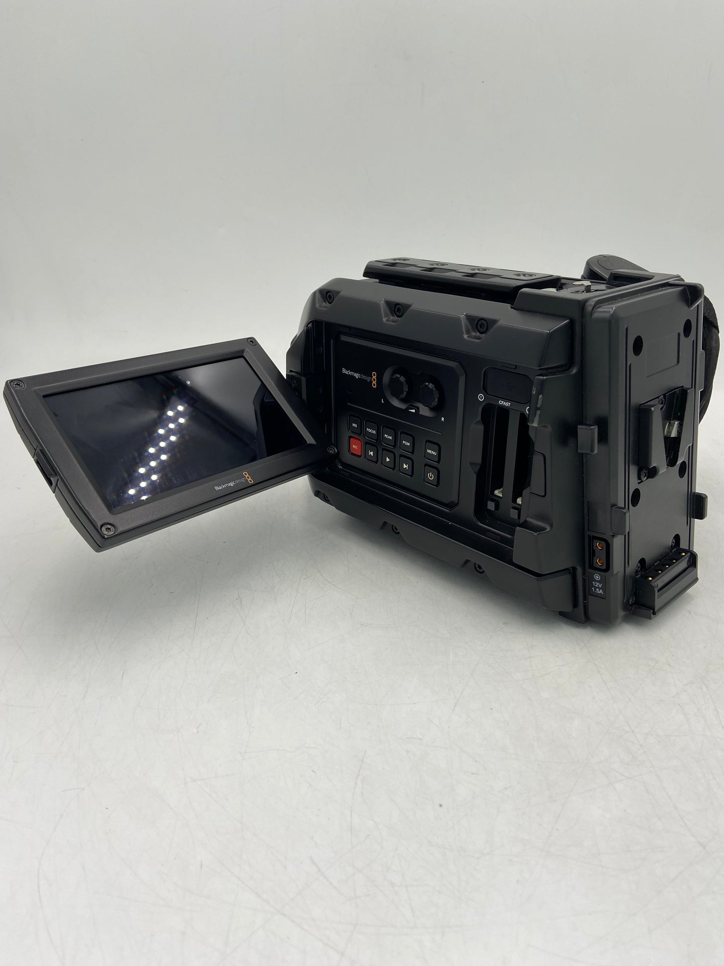 Blackmagic Design USRA Mini 4.6K EF mount Digital Cinema Camera Body