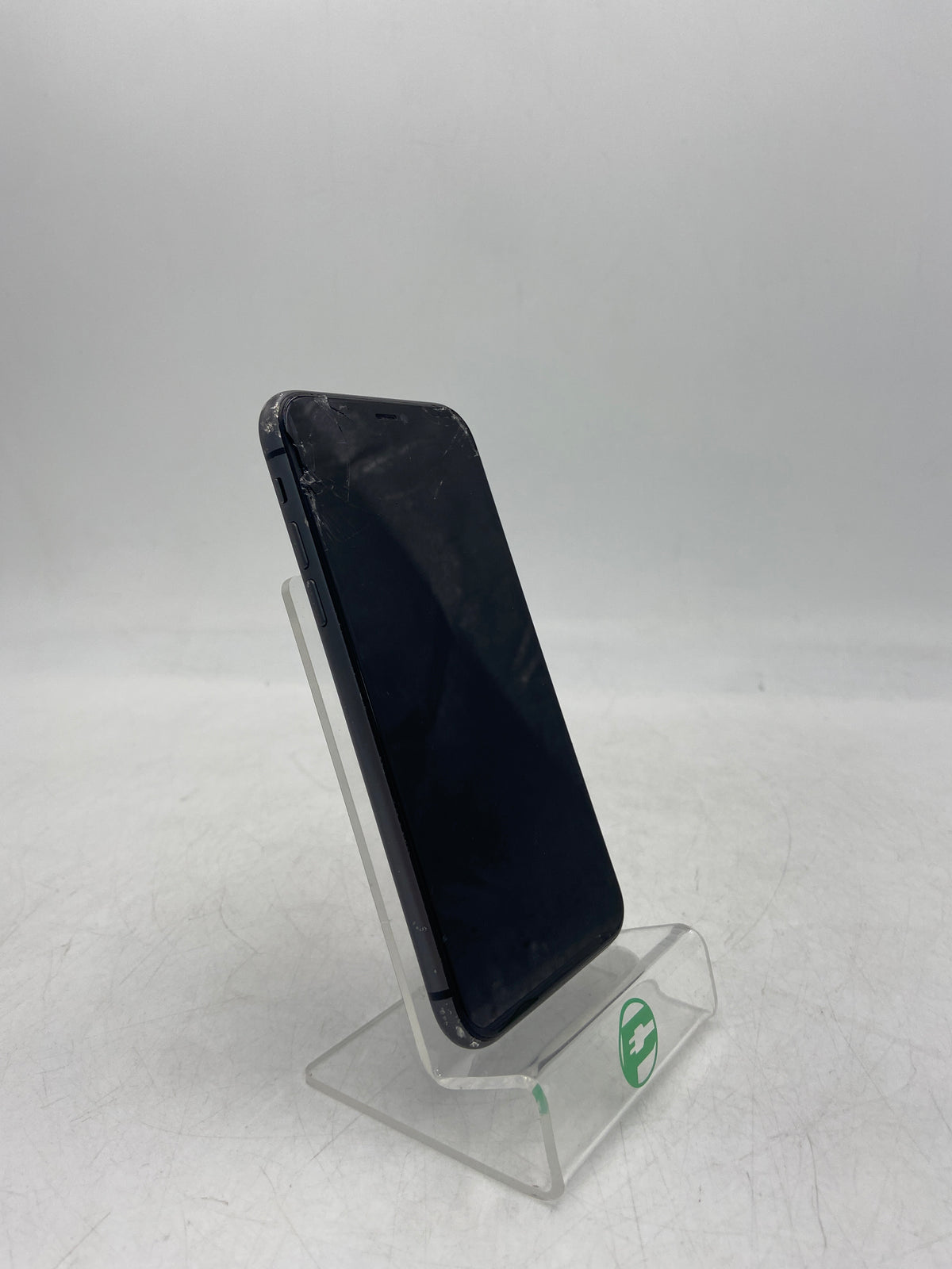 Broken Unlocked Apple iPhone 11 64GB Black Cracked Screen