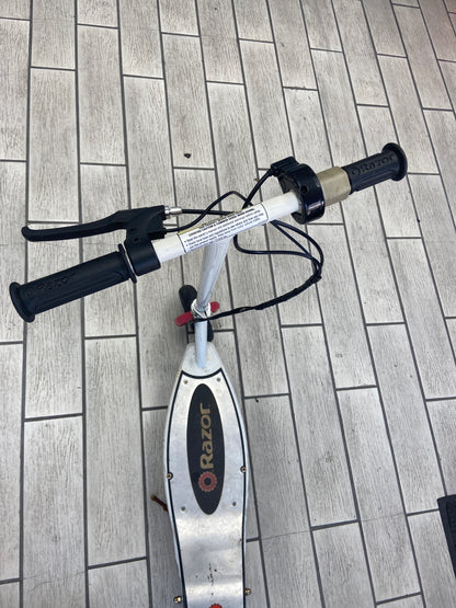 Razor e200 E-Scooter