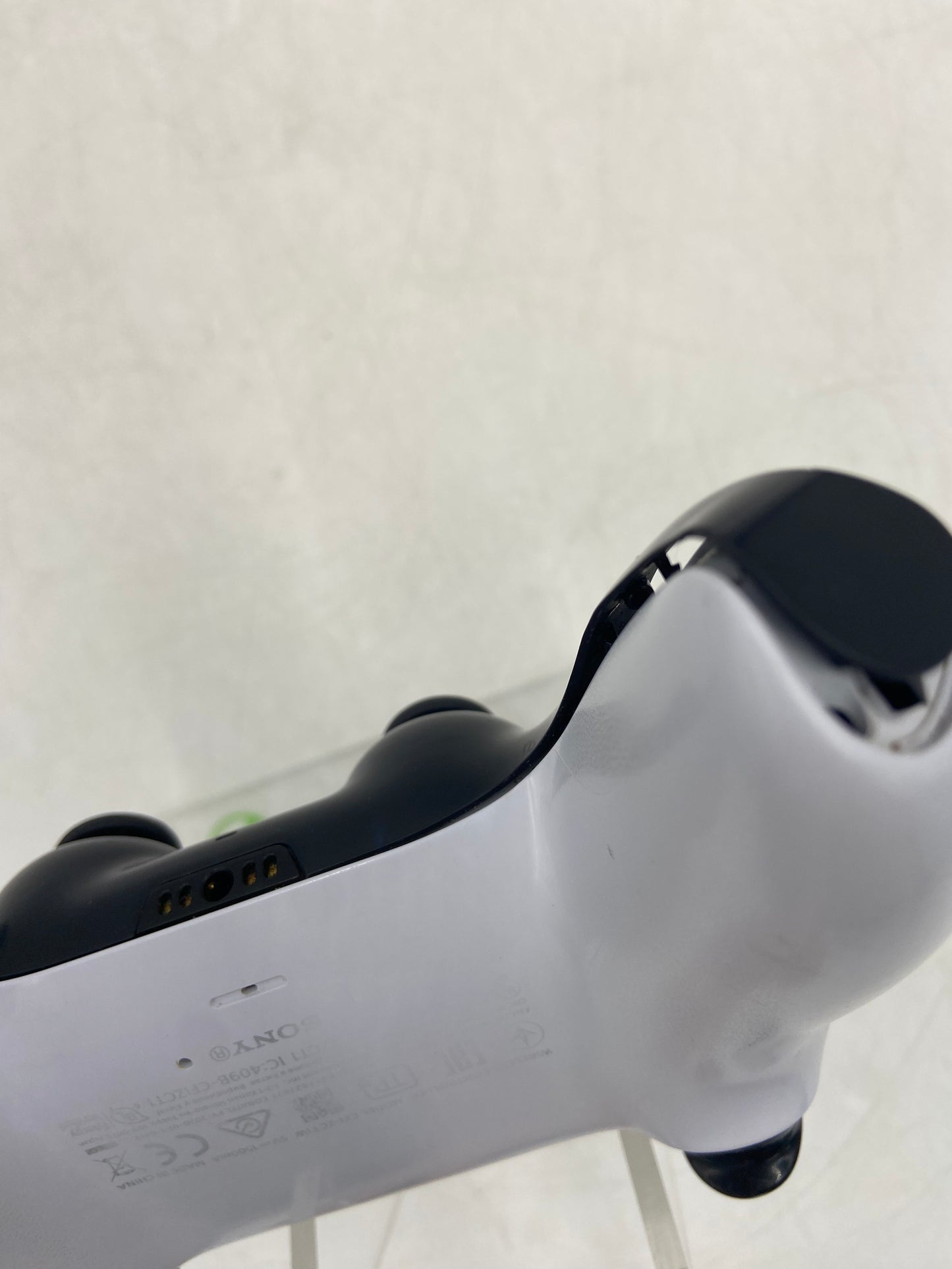 Broken PlayStation 5 PS5 DualSense Wireless Controller White CFI-ZCT1W Damaged Grip