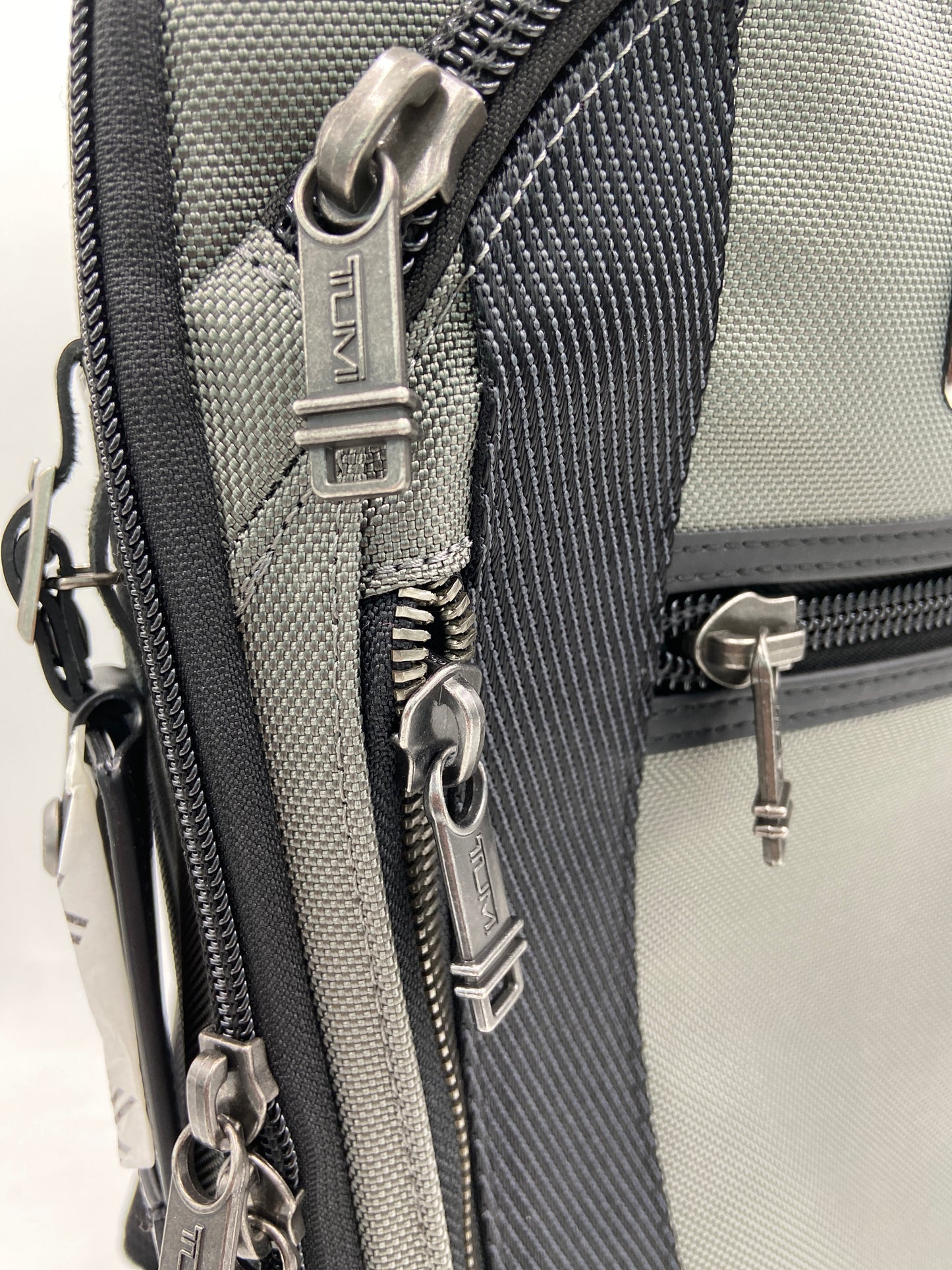 New Tumi Alpha Bravo Ballistic Nylon & Leather Davis Backpack Grey 153444-T003