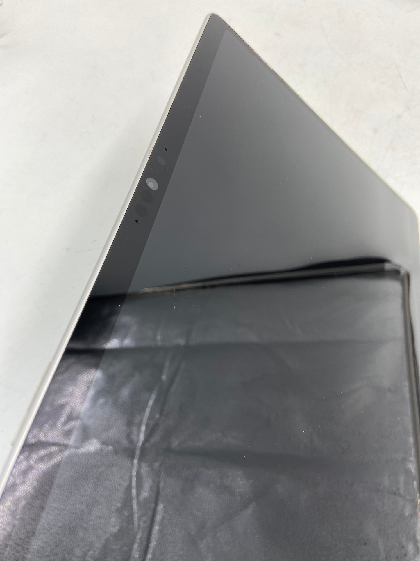 Microsoft Surface Pro 11 2076 13" Snapdragon X Elite 3.4GHz 16GB RAM 512GB QUAL