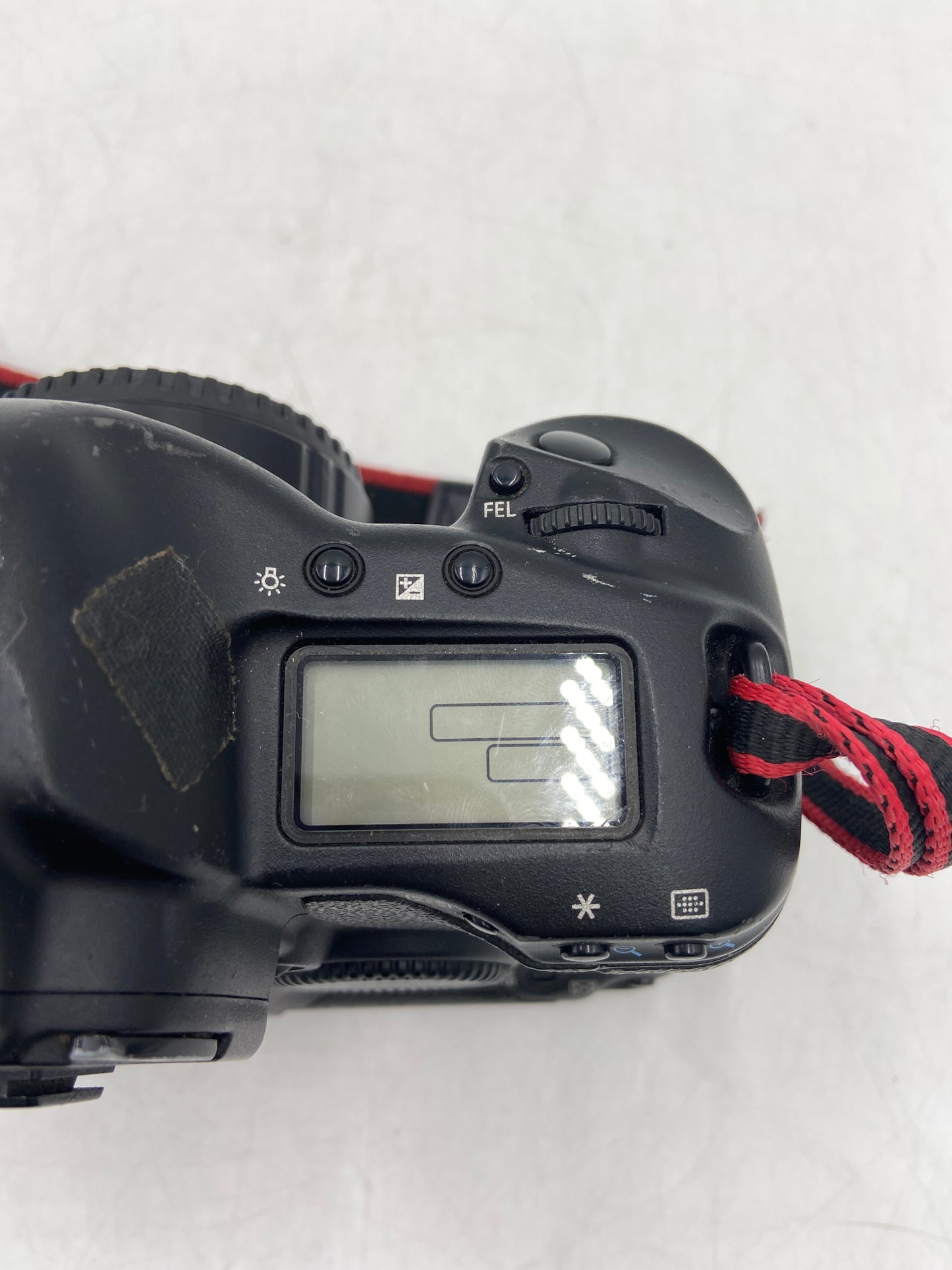 Canon EOS 1 DS Mark II 16.7MP Digital SLR DSLR Camera DS126081