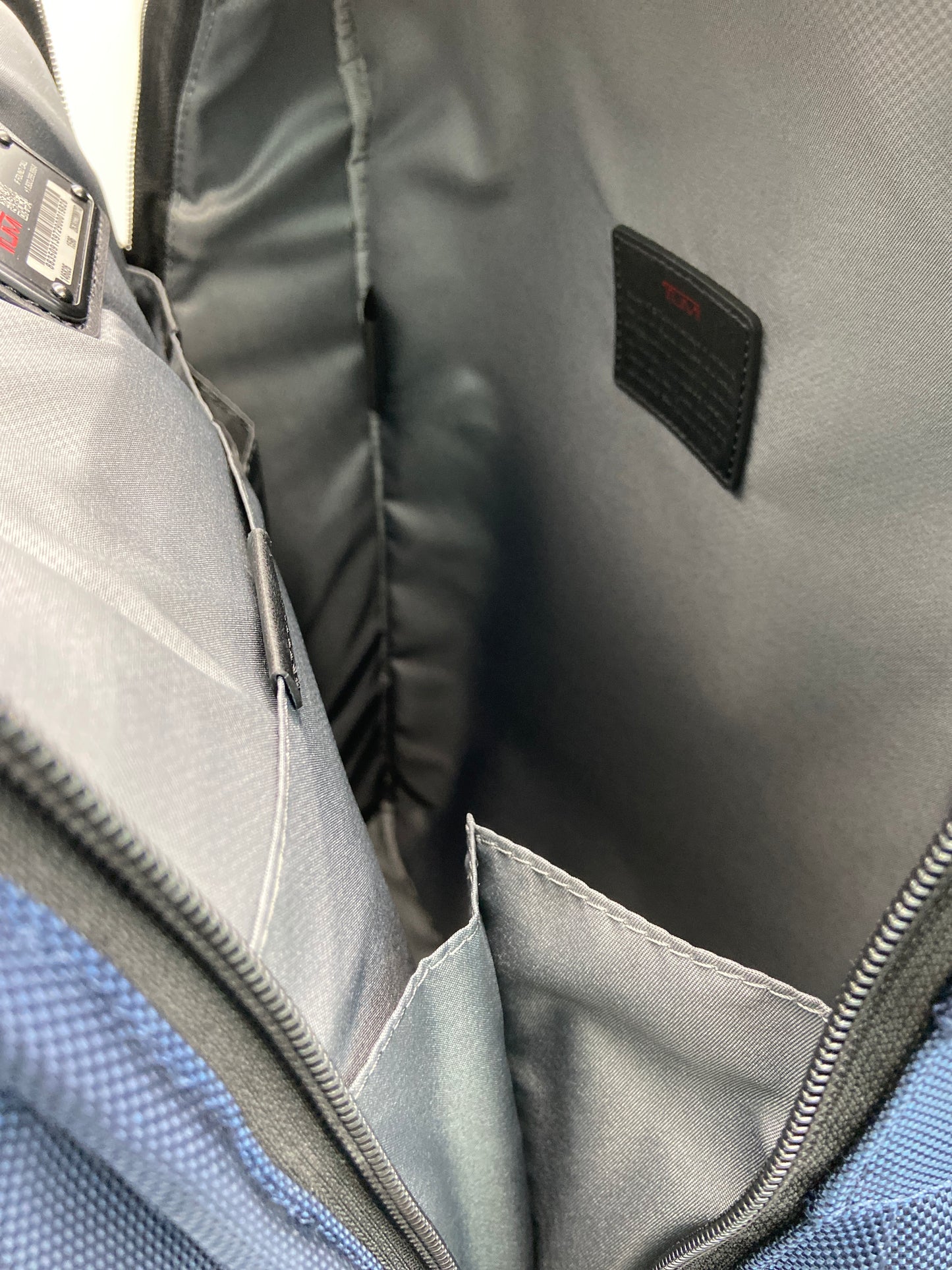 New Tumi 17" Backpack Ballistic Nylon & Leather Navy Backpack 146826-1596