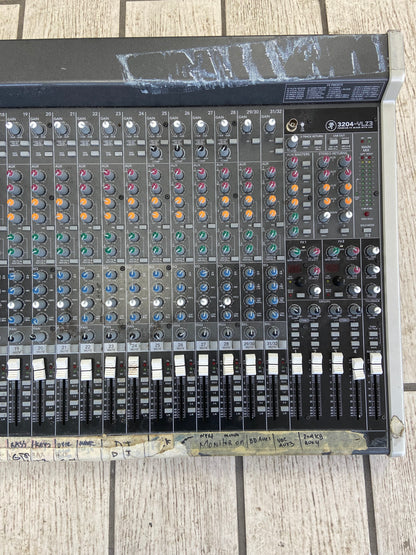 MACKIE 32-Channel 4-Bus Effects Mixer with USB DJ Mixer 3204-VLZ3