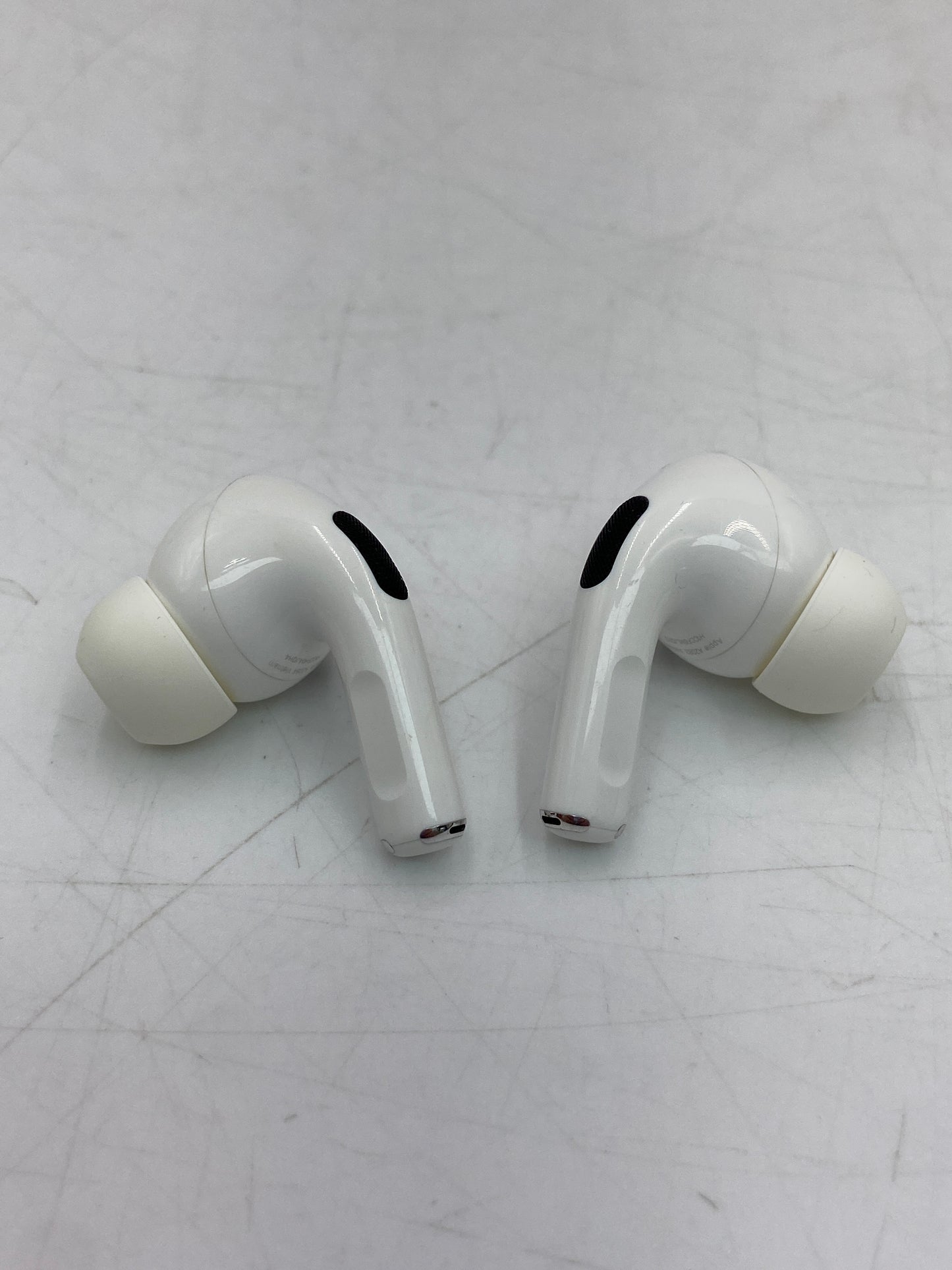 Apple AirPods Pro 1st Gen Wireless In-Ear Headphones with MagSafe Charging Case A2083 A2084 A2190 MWP22AM/A