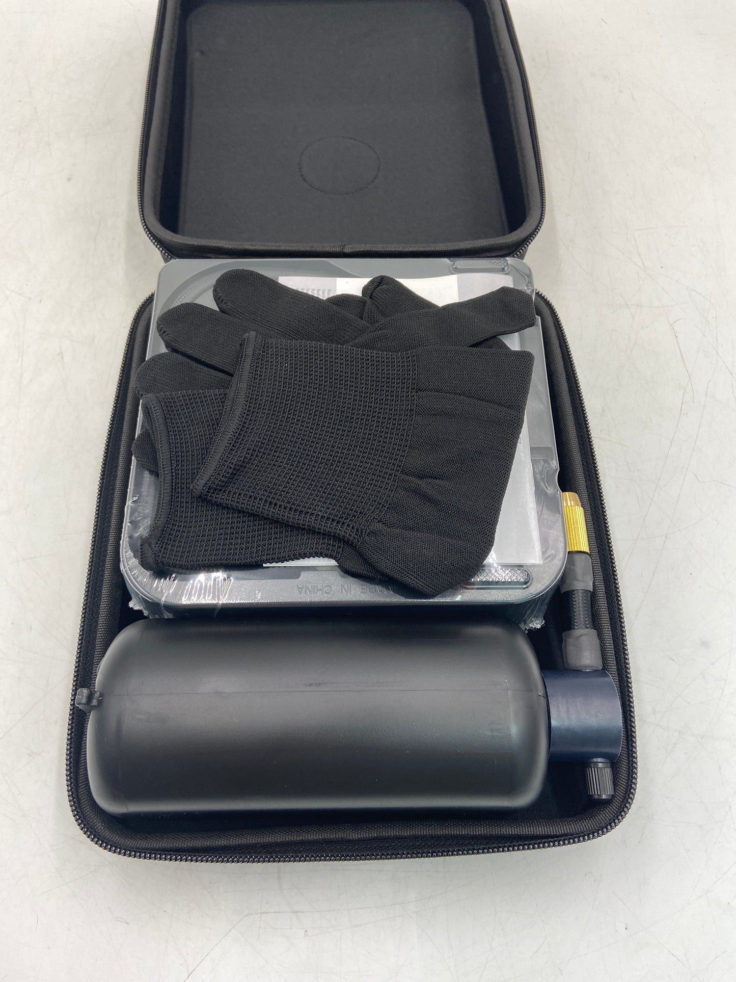 New Open Box ITW Global Tire Repair Alfa Romeo Tire Compressor + Tire Sealant Tire Repair Kit
