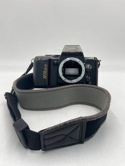 Broken Nikon N4004 AF 35MM Film Camera (Not Tested)