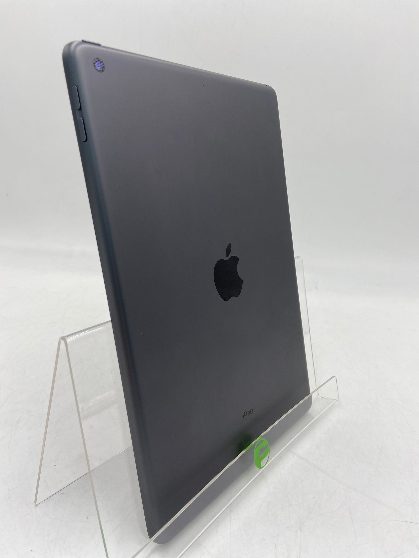 WiFi Only Apple iPad 9th Gen 64GB Space gray MK2K3LL/A