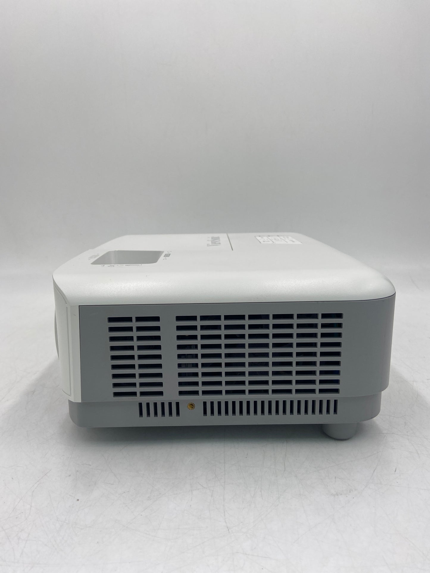 ViewSonic PG707X 1024 x 768 Pixels 1300 Ansi Lumens DLP Projector VS19090 (Device Only)