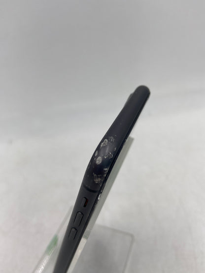 Broken Unlocked Apple iPhone 11 64GB Black Cracked Screen
