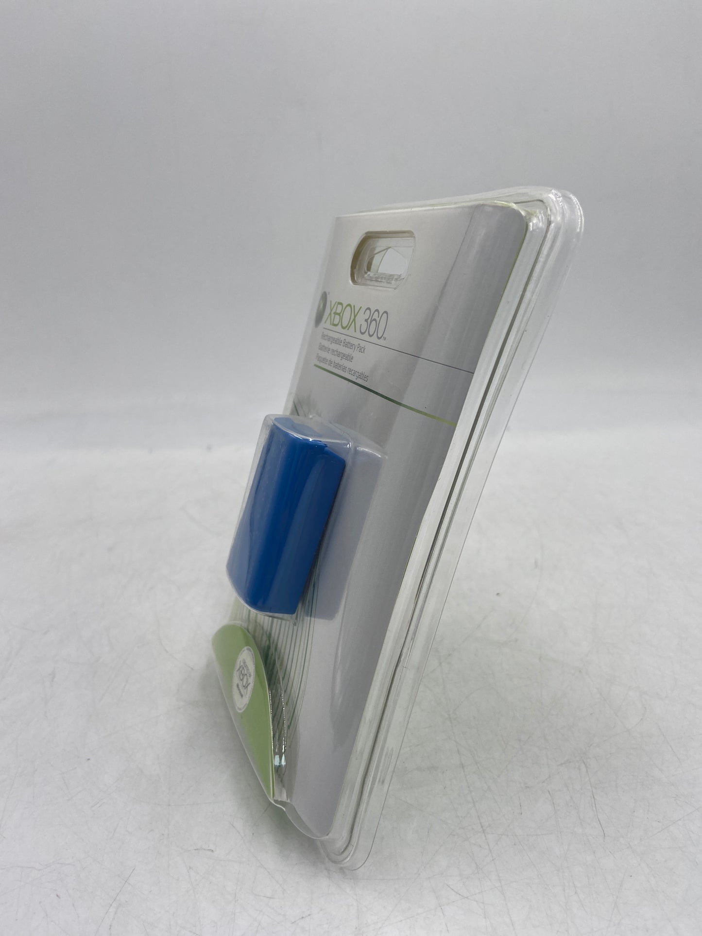 New Xbox  360 Original Controller With Battery Pack B4F-00040, B4U-00021 Blue
