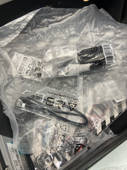 Broken ASUS ROG MAXIMUS Z790 DARK HERO Motherboard 90MB1F90-M0AAY0