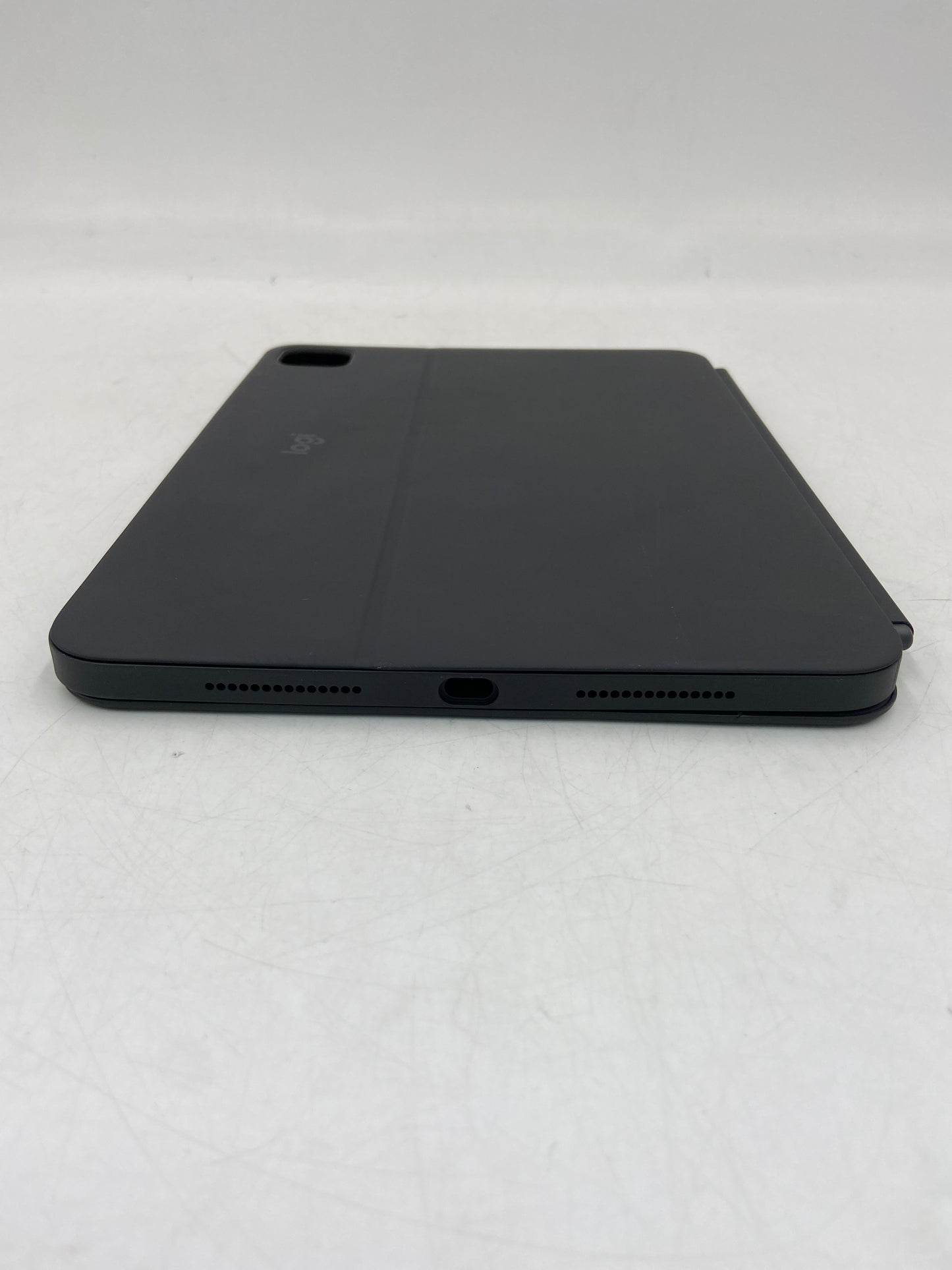 Logitech Combo Touch iPad Pro 11-inch (m4) Key Board Case YU0084