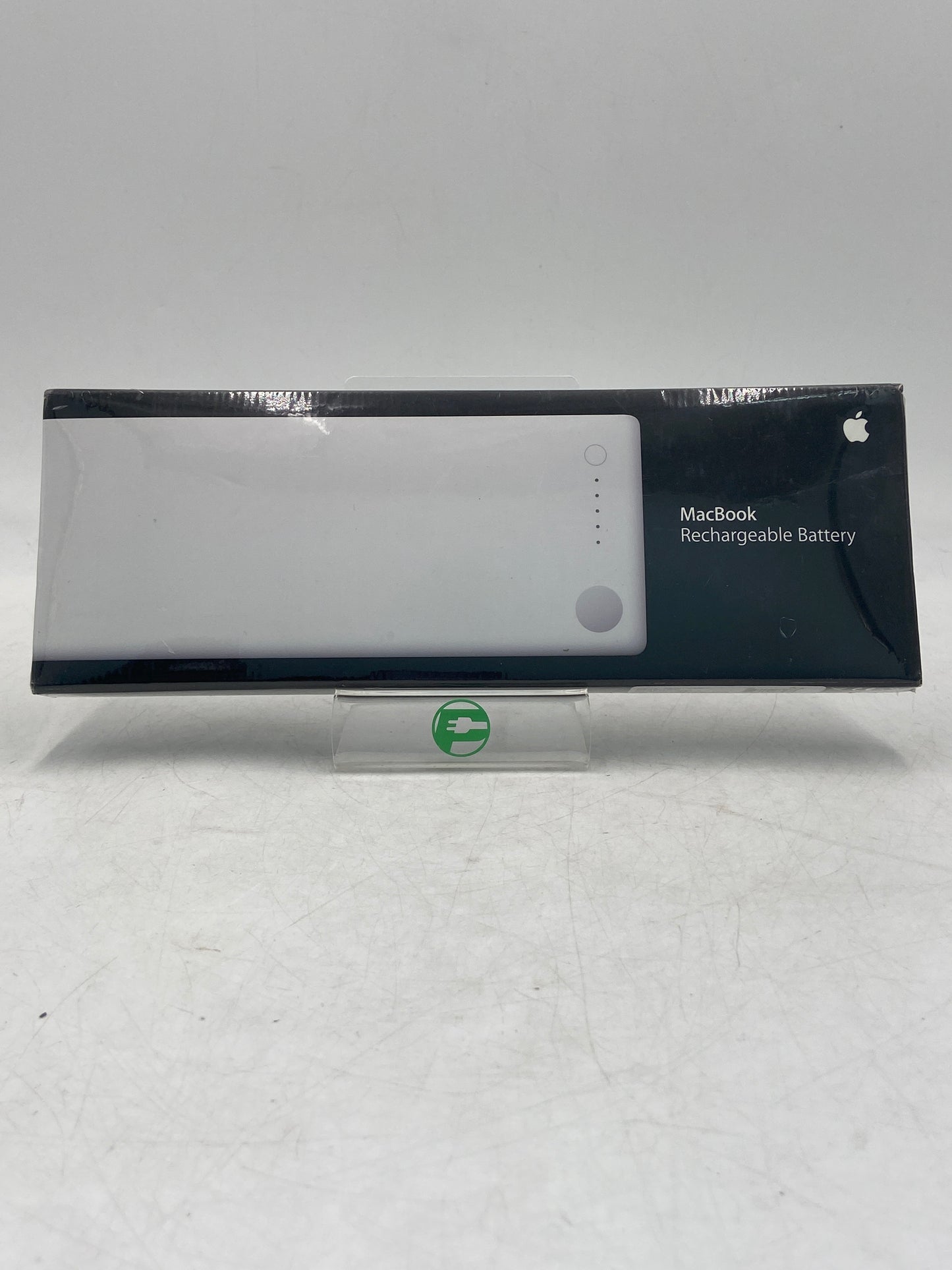 New Apple MacBook Rechargeable Battery A1185 White